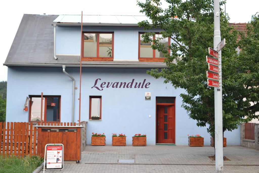 Levandule Бърно Екстериор снимка
